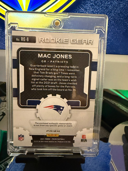 2021 Panini Prizm Mac Jones Rookie Gear Green Prizm RC Relic Patch Patriots RG-6